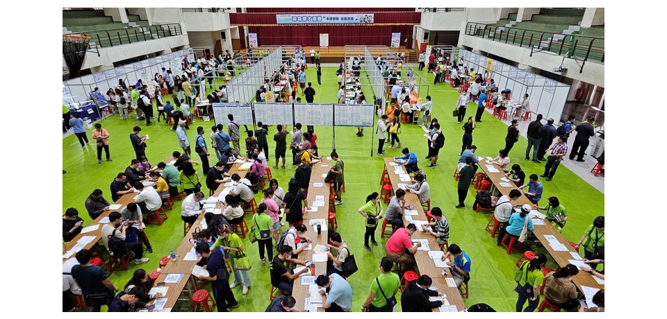 求職馬到成功 高雄市勞工局21日在福誠高中舉辦大型徵才活動 逾千職缺 助您搶先機(圖)