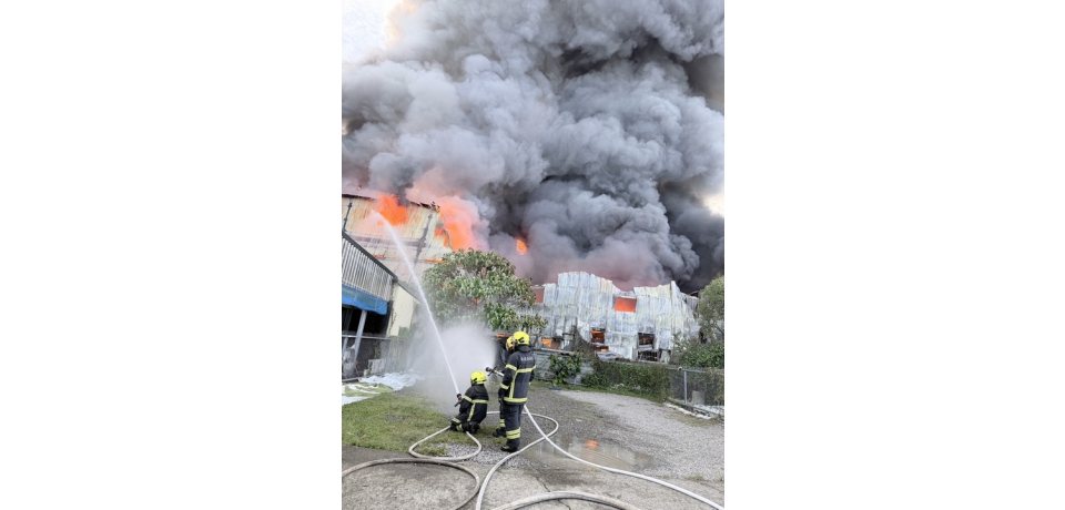 竹山日香食品工廠今早爆炸火災消防全力灌救　起火原因待後續調查(圖)